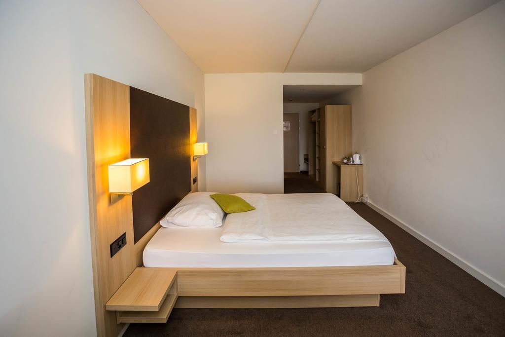 Hotel Hoeri Inn מראה חיצוני תמונה